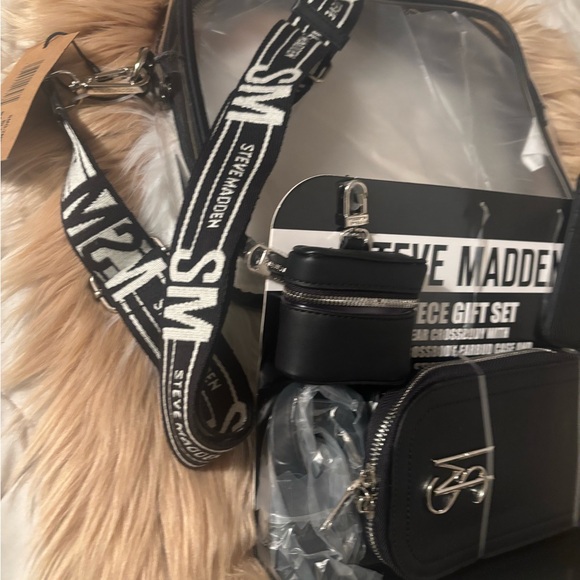 Steve Madden Black Belt Bag Set for Men - Picture 3 of 6